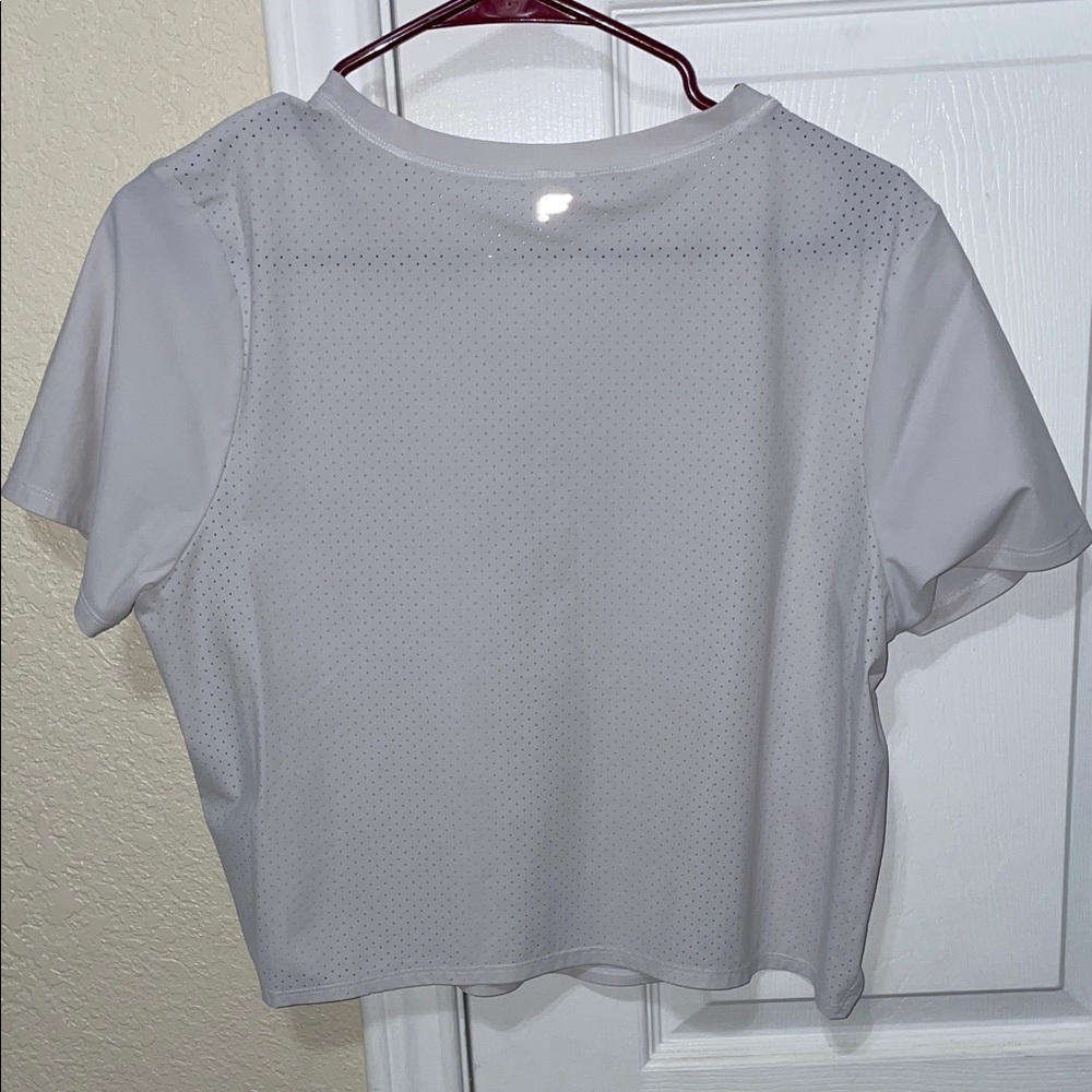 Fabletics White Short-Sleeve Performance Tee - Picture 2 of 3